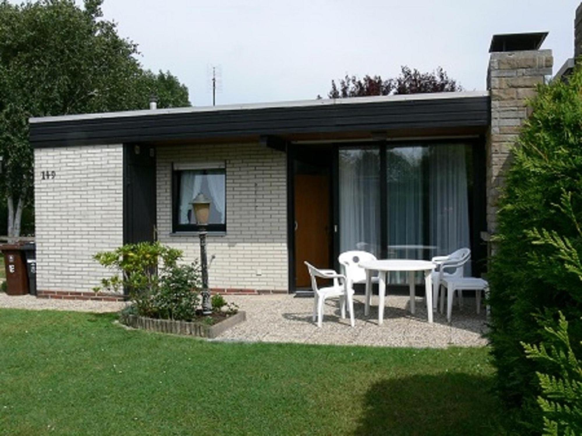 Bungalow 451 in Tossens Exterior foto